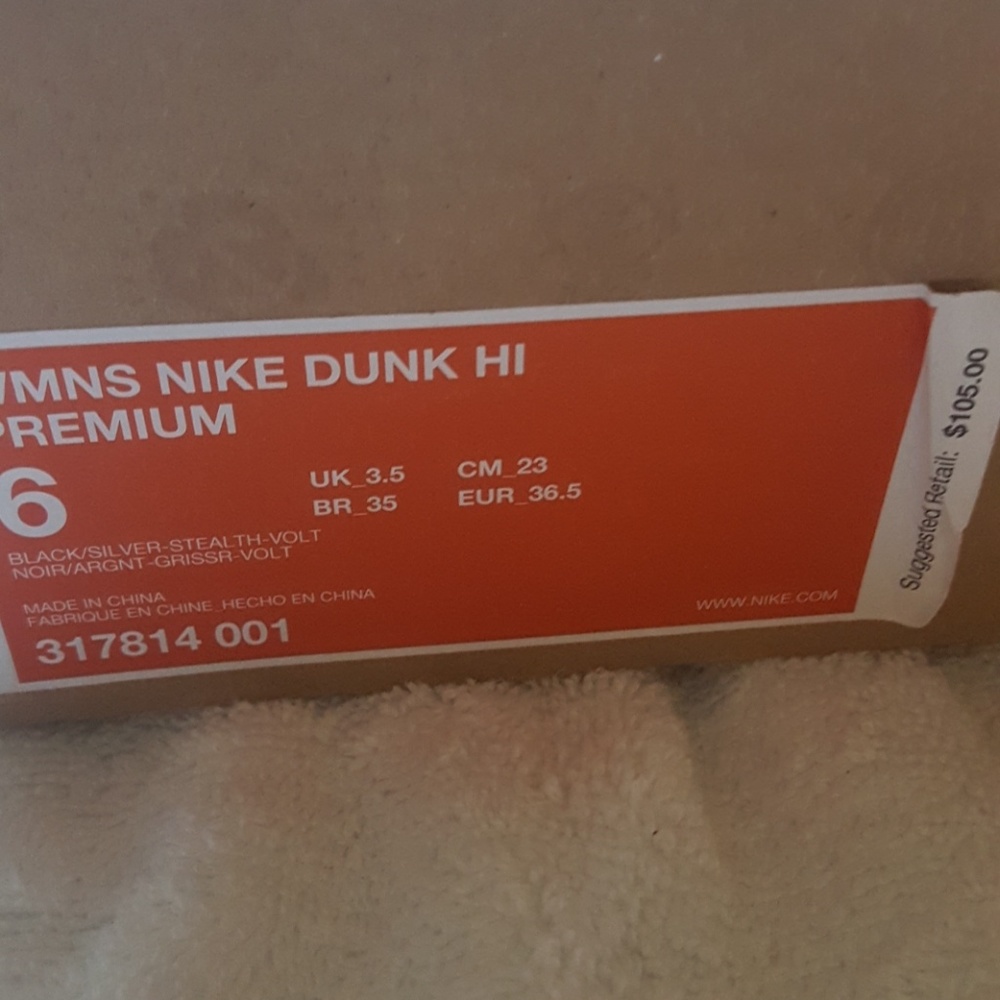 Shoes - Picture 7 of 7